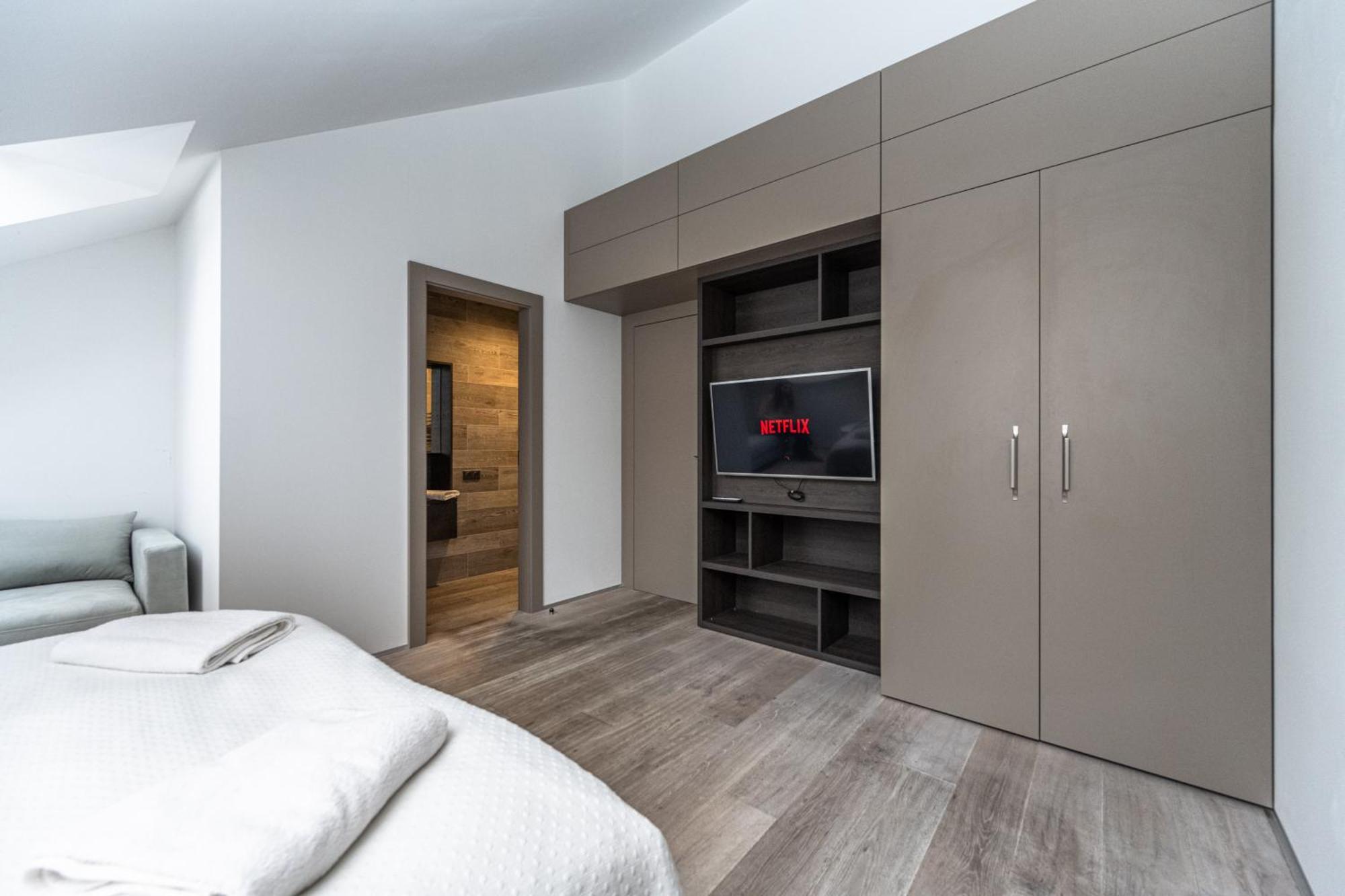 Wishlist Residences Skyloft Old Town Square Appartamento